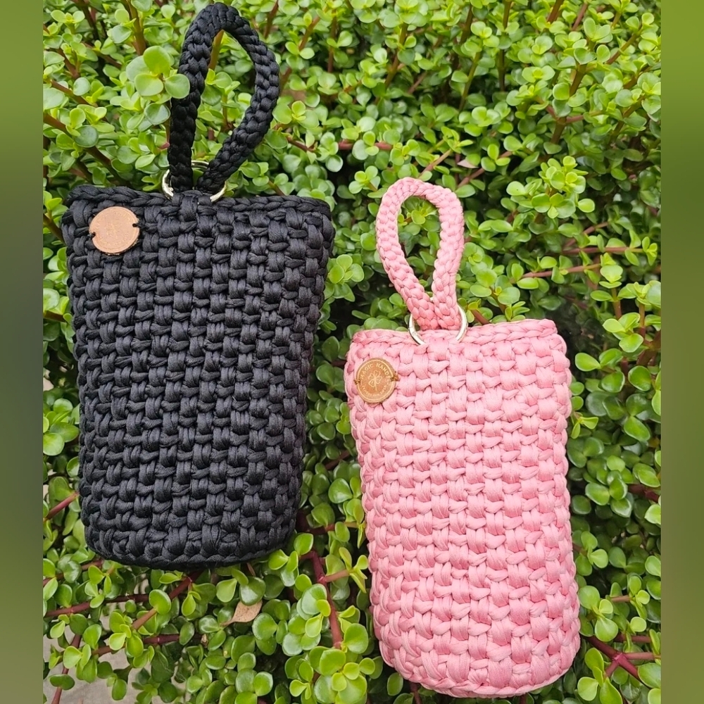 Black and Pink Woven Handbag Set